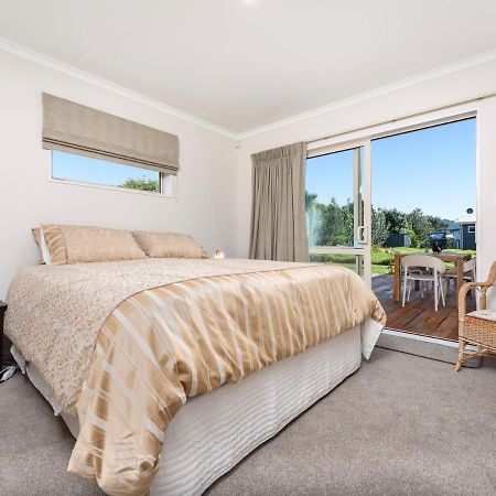 Modern Beach Break - Waihi Beach Holiday Home Extérieur photo