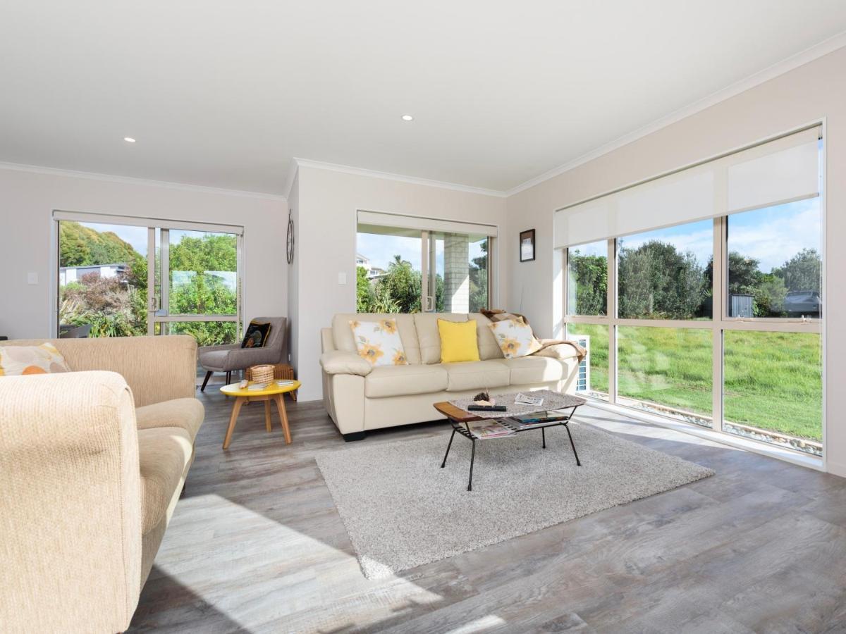 Modern Beach Break - Waihi Beach Holiday Home Extérieur photo