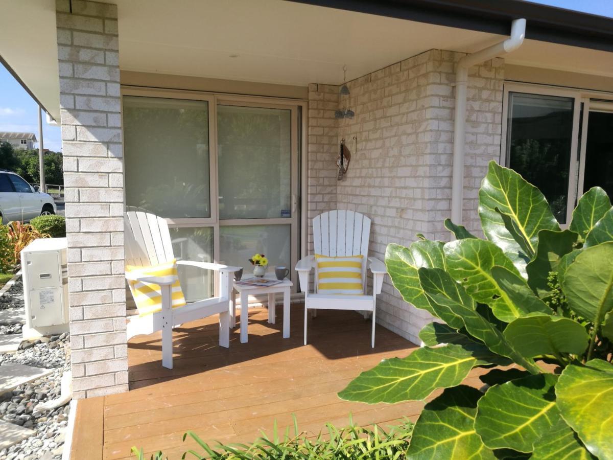 Modern Beach Break - Waihi Beach Holiday Home Extérieur photo