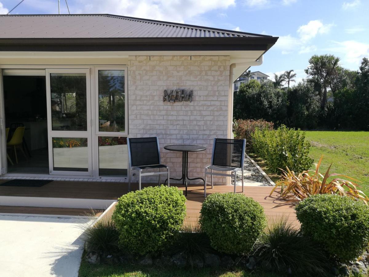 Modern Beach Break - Waihi Beach Holiday Home Extérieur photo